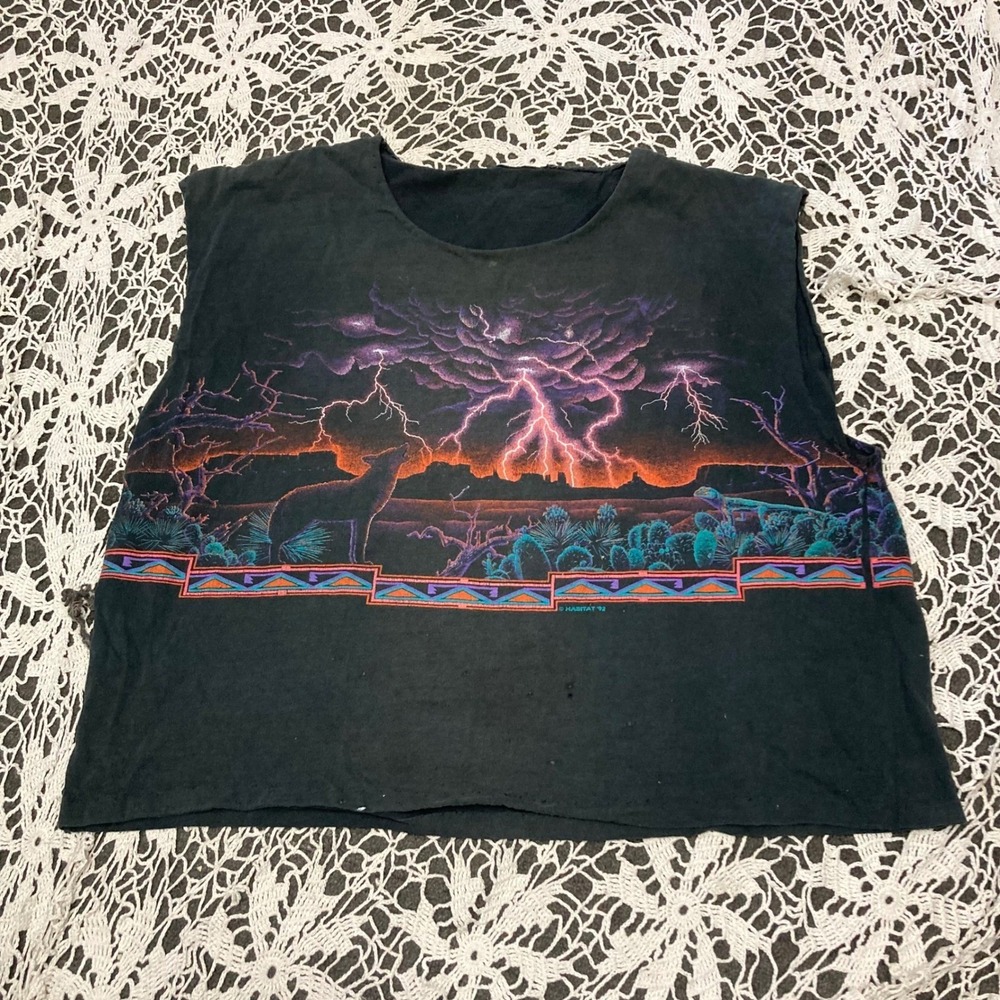 Vintage 1992 Habitat Desert Wolf Lightning Graphic Tank Top Black XL Boxy Fit - Picture 3 of 5